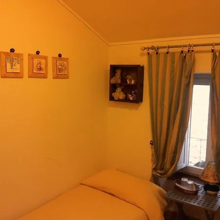 A Casa Delle Fate Alojamento de Acomodação e Pequeno-almoço 2*